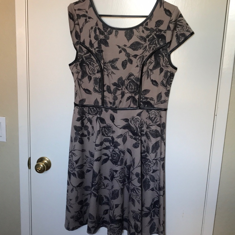 Beautiful rose pattern dress